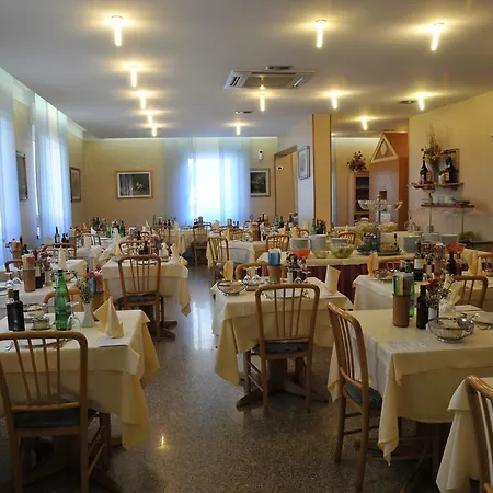 Hotel Armonia 3*