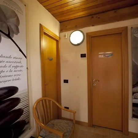 Armonia Hotel 3*